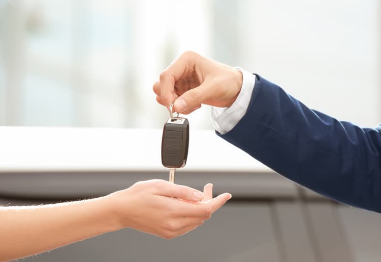 3. Alquila y comienza tu aventura